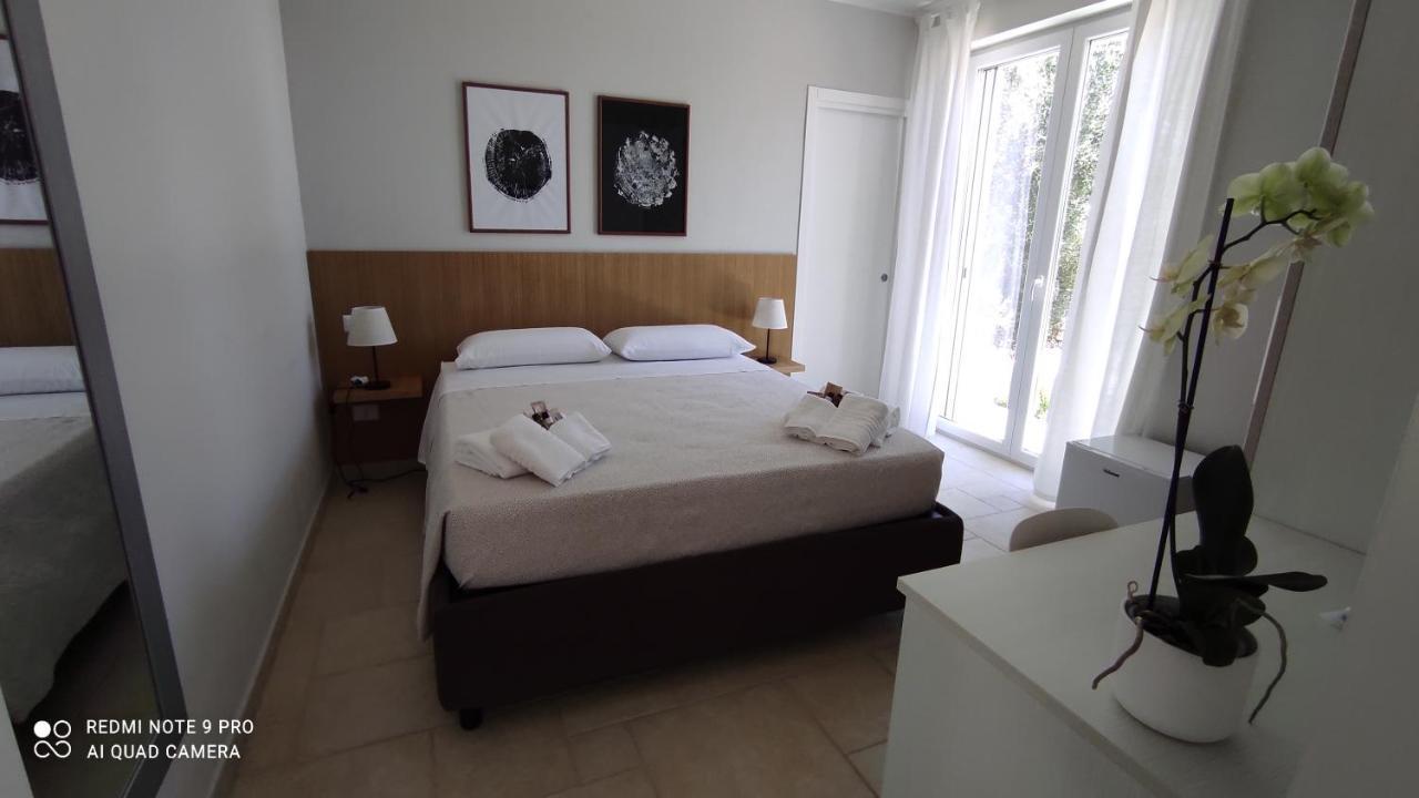 Contrada Specchia Rooms Carovigno Exterior foto